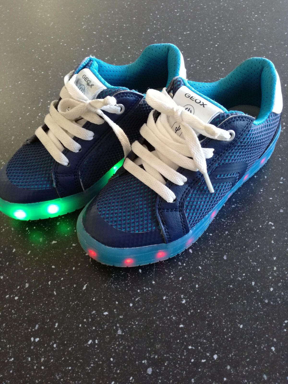 plato beneficioso ola Scarpe Bimbo Luminose Geox n°31 - MyBabyMarket